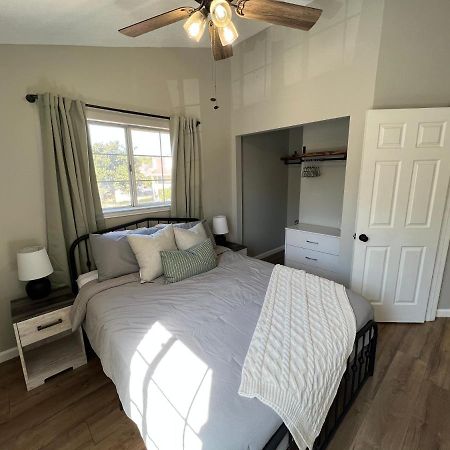 Mid City Condo Huntsville Bagian luar foto